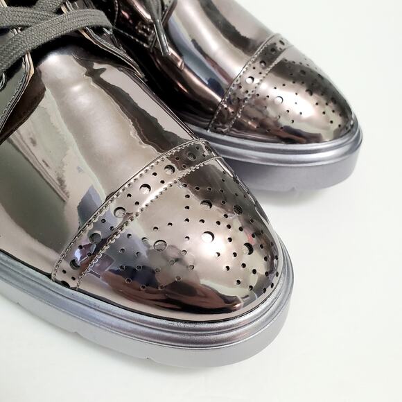 NWOT Stuart Weitzman Darra Gunmetal Lace Up Oxford Shoe 6B Metallic Statement - Picture 2 of 12